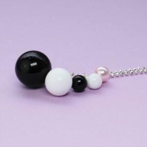 Black & White lange Silberkette mit 5 Kugeln BaBa jewellery for happiness